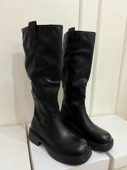 High Fashion Women Knee Length Boots